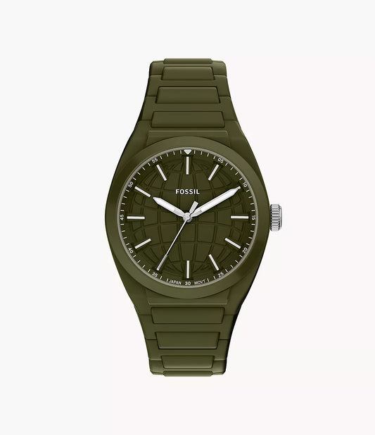 The Fossil Watch - Everett Silicone (FS6178) by Fossil features an olive green round face with a matching green silicone strap, white hour markers and hands, and a date window at 3 o’clock. With its minimalist, modern design, this watch offers stylish functionality for everyday wear.